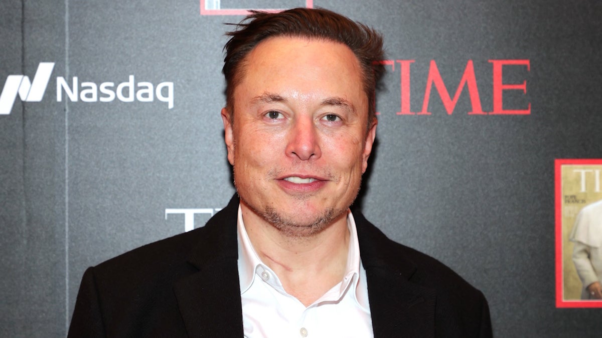 Musk 'Posturing' After Tweeting Twitter Legal Team Accused Him of Violating NDA