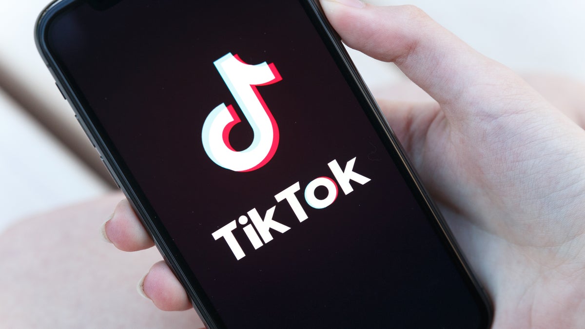 Tiktok Chief To Meet With Lawmakers Concerned With Ties To China