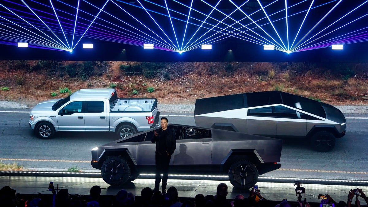musk says teslas cybertruck has interested drivers