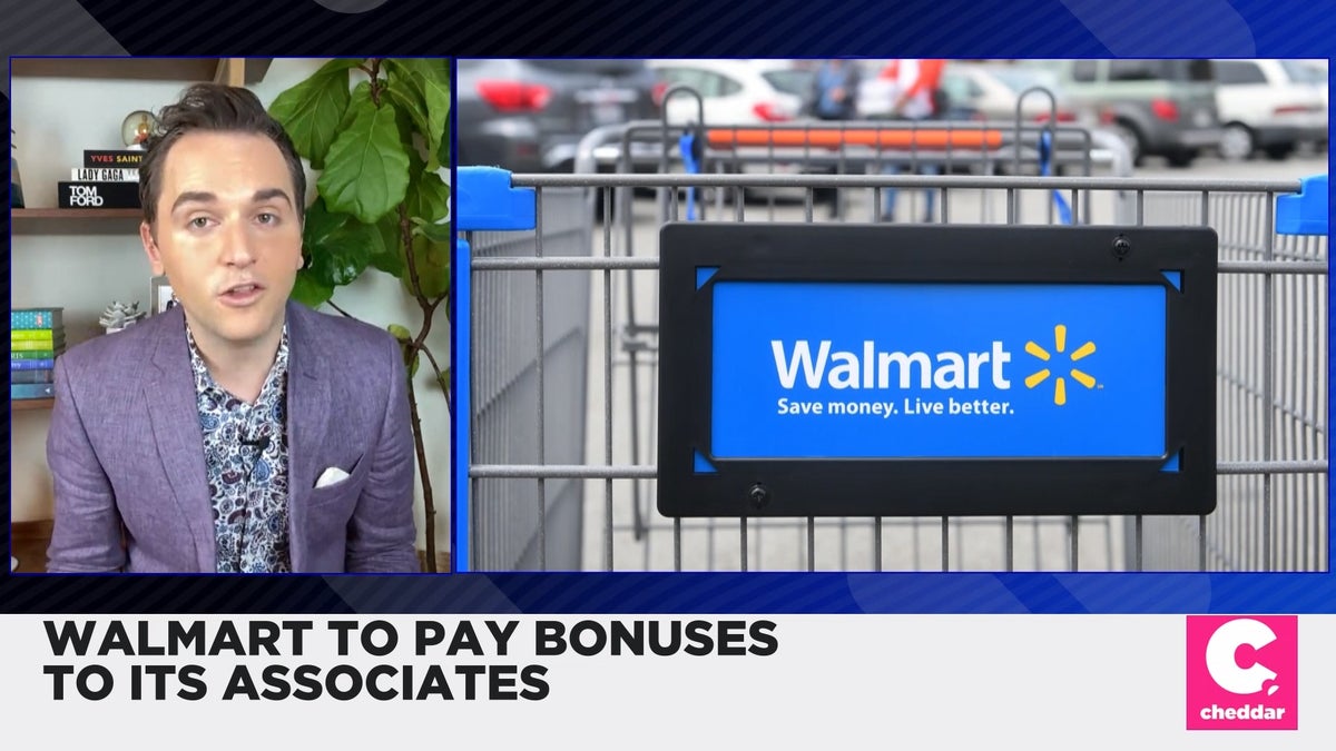 Walmart to Pay Bonuses to Associates
