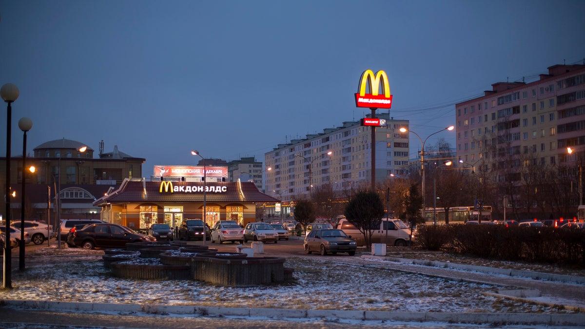 McDonald's to Sell Its Russian Business, Try to Keep Workers